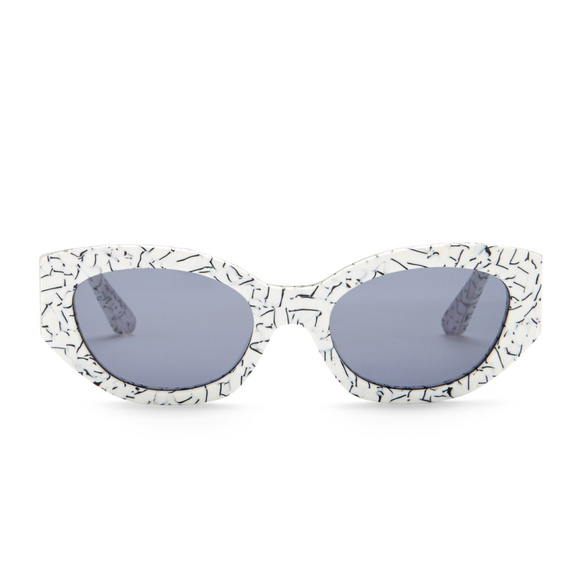 Elizabeth and James Cat Eye Sunglasses - Picture 1 of 7
